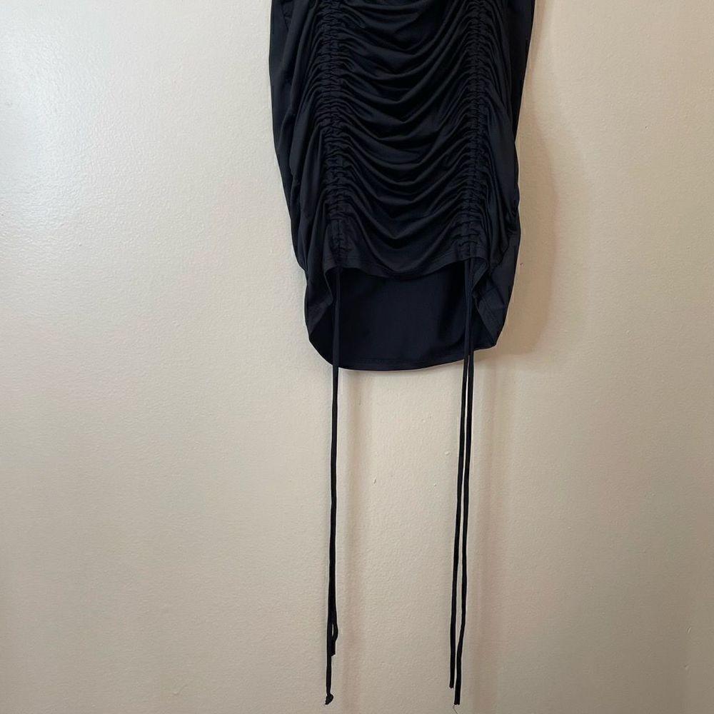 Heart N Hips| Small| Rouched| Bodycon| Mini| Has lots of stretch - Picture 7 of 14